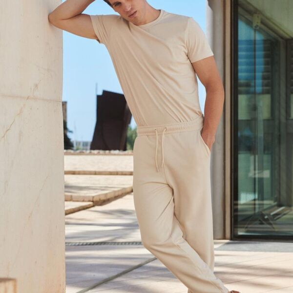 UNISEX SUSTAINABLE JOGGER Thumbnail