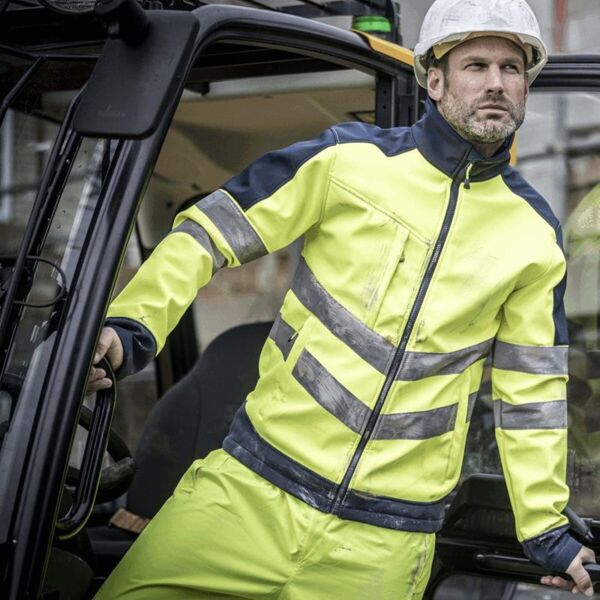 HI-VIS PRO SOFTSHELL Thumbnail